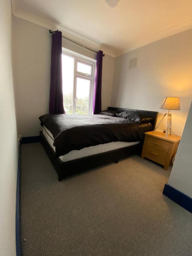 Harewood Lodge - Single And Double Rooms Self Serve Apartment King's Lynn Exterior foto